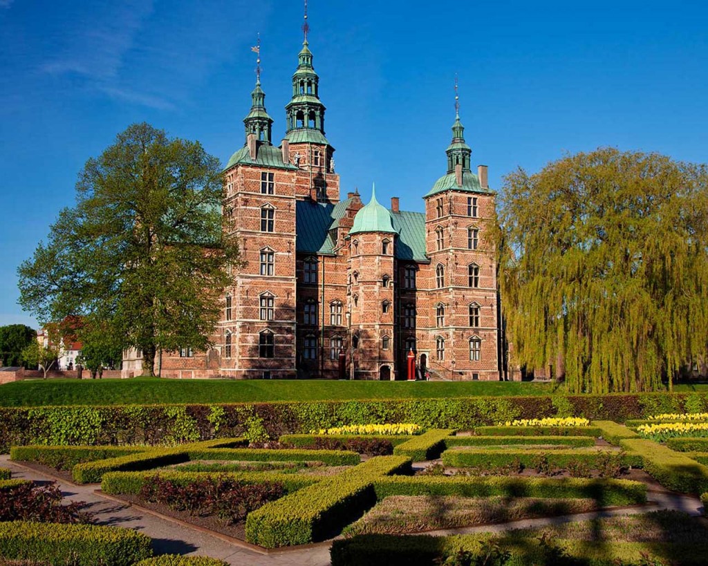 rosenborg-slot-landscape_104953-1280x1024
